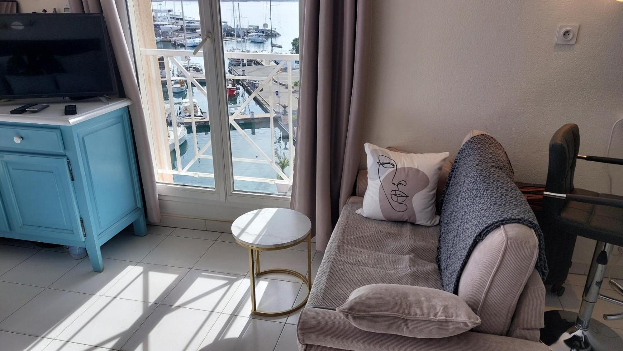 Boutique Apartment Hirondelle Port Fréjus Exteriér fotografie